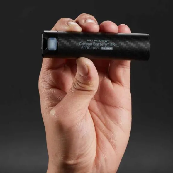 Batterie externe Nitecore Carbon 6K