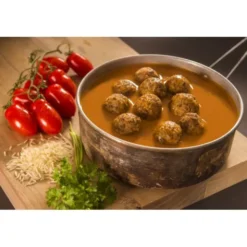 Boulettes de viande au riz basmati et sauce tomate
