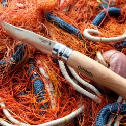 Couteau Opinel n°9 - Tradition 9 cm - Inox, hêtre