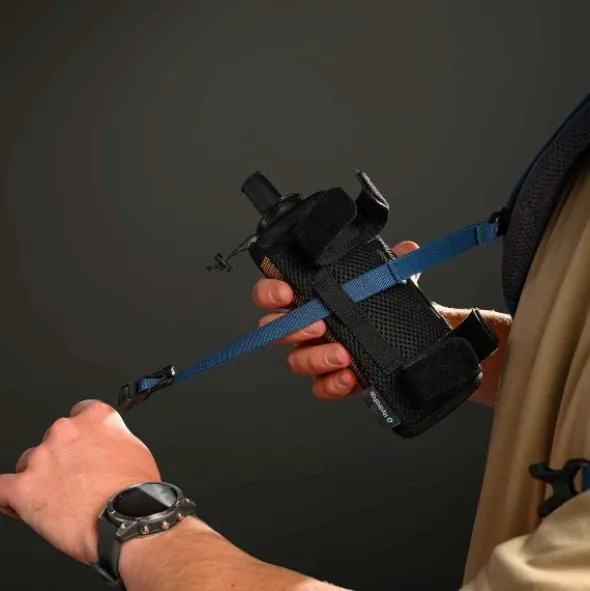 Flasque et son porte-gourde Hydrapak