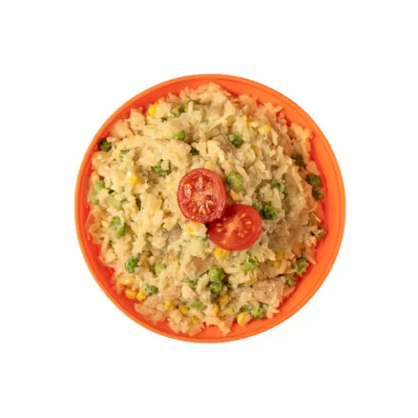Riz au poulet avec des légumes